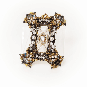 FRAMED KISS pendant tutorial by Ruxandra Puscas