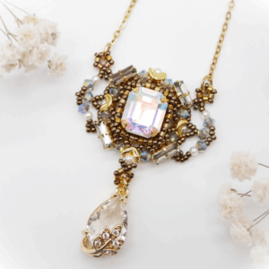 PROMISE pendant beading tutorial by Vicky Roberts