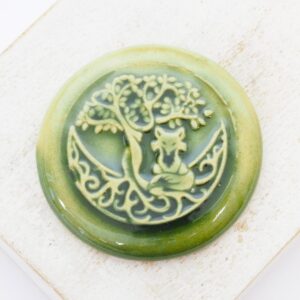 36 mm Forest Fox Dream Round Beadingschool Art Cabochon Moss Green on light clay x 1 pc(s)