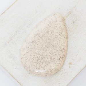 24x36 mm Teardrop Beadingschool Art Cabochon Dusty Clear on light clay x 1 pc(s)