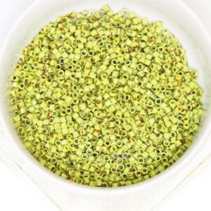 10/0 Miyuki Delica 2265 Chartreuse Matte Picasso x 5 g