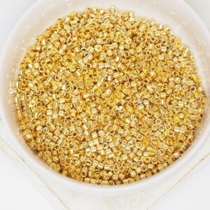 10/0 Miyuki Delica 34 24 K Light Gold Plated x 5 g
