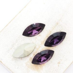9x18 mm Navette glass cabochon Amethyst x 4 pc(s)
