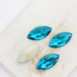 9x18 mm Navette glass cabochon Aquamarine x 4 pc(s)