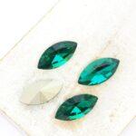 9x18 mm Navette glass cabochon Emerald x 4 pc(s)