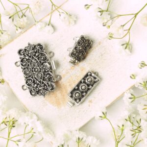 Neumann clasp collection Bromma