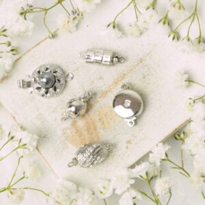 Neumann clasp collection Calgary