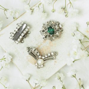 Neumann clasp collection Hangerstown