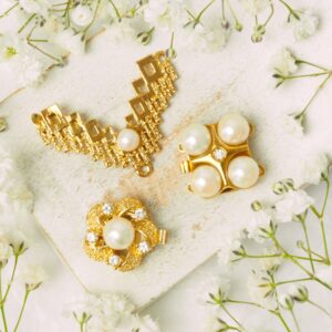 Neumann clasp collection Kettering