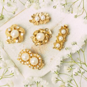 Neumann clasp collection Komárno