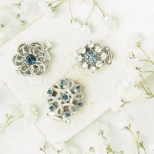 Neumann clasp collection Lexington