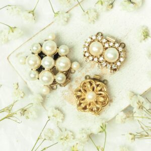 Neumann clasp collection Morrisville Gold