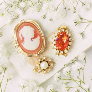 Neumann clasp collection Sundsvall