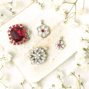 Neumann clasp collection Worcestershire