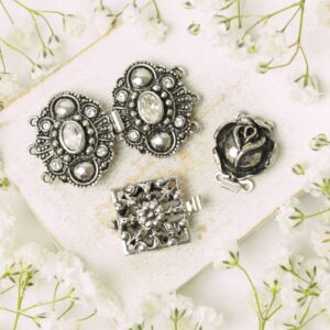 Neumann clasp collection Zoetermeer