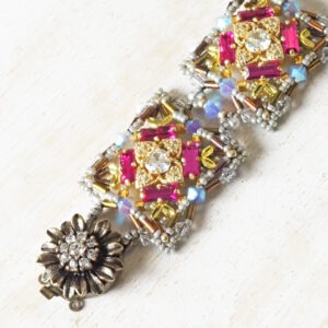 LOVE GARDEN bracelet beading tutorial by Erika