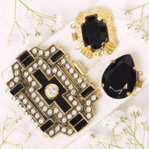 Exlusive Neumann Clasp Collections