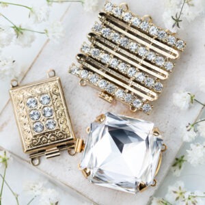 Neumann clasp collection Abu Dhabi