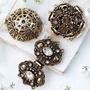 Neumann clasp collection Marrakesh