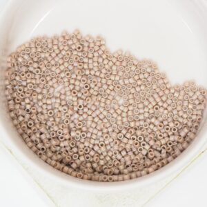 11/0 Miyuki Delica 2305 Frost Opaque Glaze Rainbow Lavender x 5 g