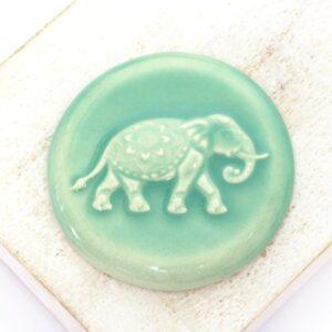36 mm The Courtesan’s Elephant Beadingschool Art Cabochon Celadon Green on light clay x 1 pc(s)