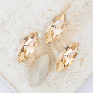 7x15 mm Preciosa Fancy Navette Light Peach x 4 pc(s)