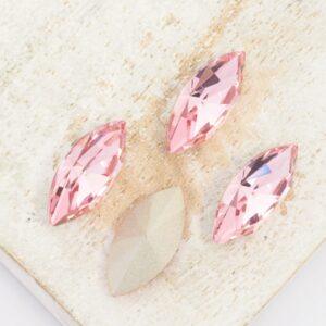 7x15 mm Preciosa Fancy Navette Light Rose x 4 pc(s)