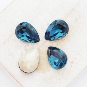 10x14 mm Aurora Fancy Pear cabochon Denim Blue x 4 pc(s)