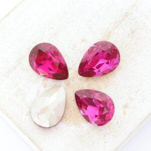 10x14 mm Aurora Fancy Pear cabochon Fuchsia x 4 pc(s)