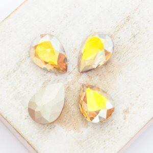 10x14 mm Aurora Fancy Pear cabochon Metallic Sunshine x 4 pc(s)