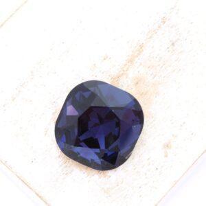 18 mm cushion cut glass cabochon Amethyst x 1 pc(s)