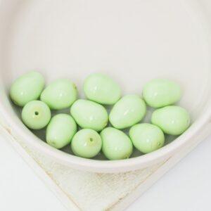 8x11 mm Glass drops Light Spring Green x 12 pc(s)