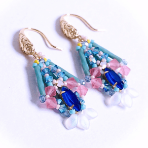 PARROTFISH earrings beading tutorial by Laura Embrey