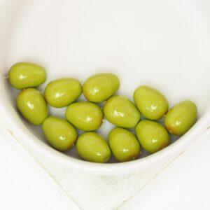 8x11 mm Glass drop Pea Green x 12 pc(s)