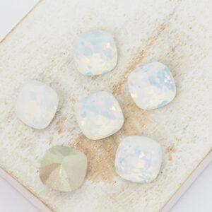 10 mm Aurora Fancy Cushion Cut cabochon White Opal x 6 pc(s)