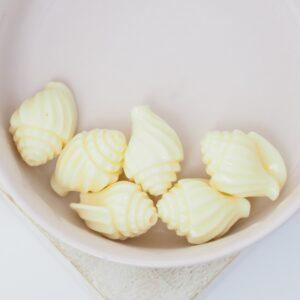 12x17.5 mm Shell bead Imitation Beige x 6 pc(s)