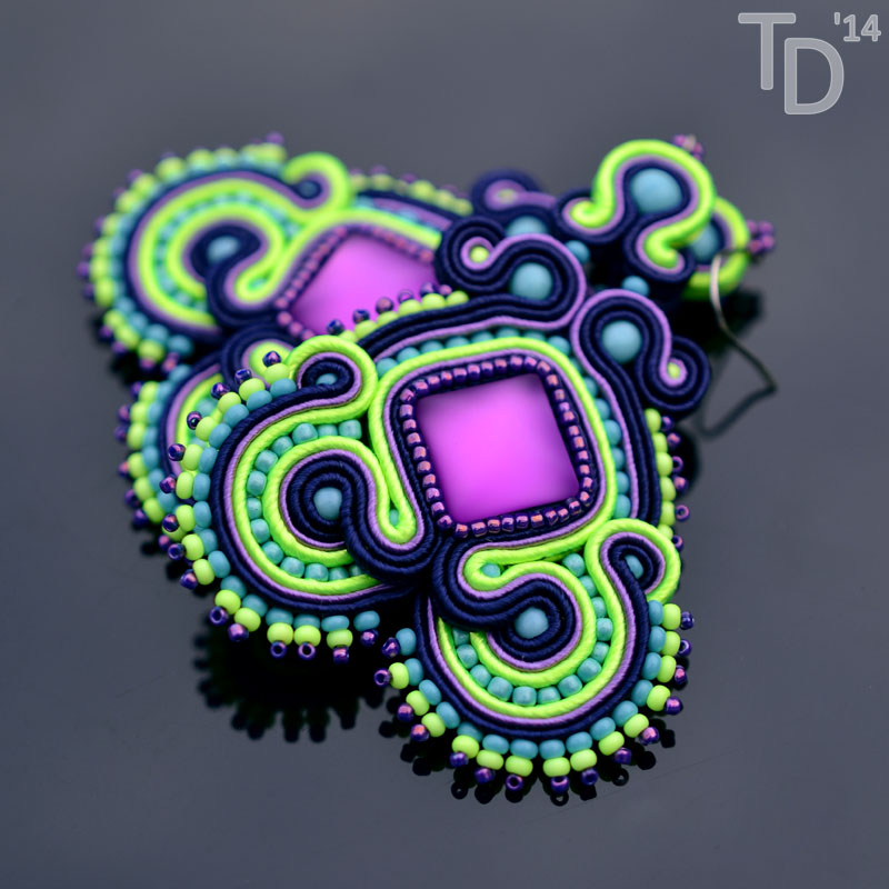 Tereza_Drabkova_art_jewelry_beadwork_tutorials_eye