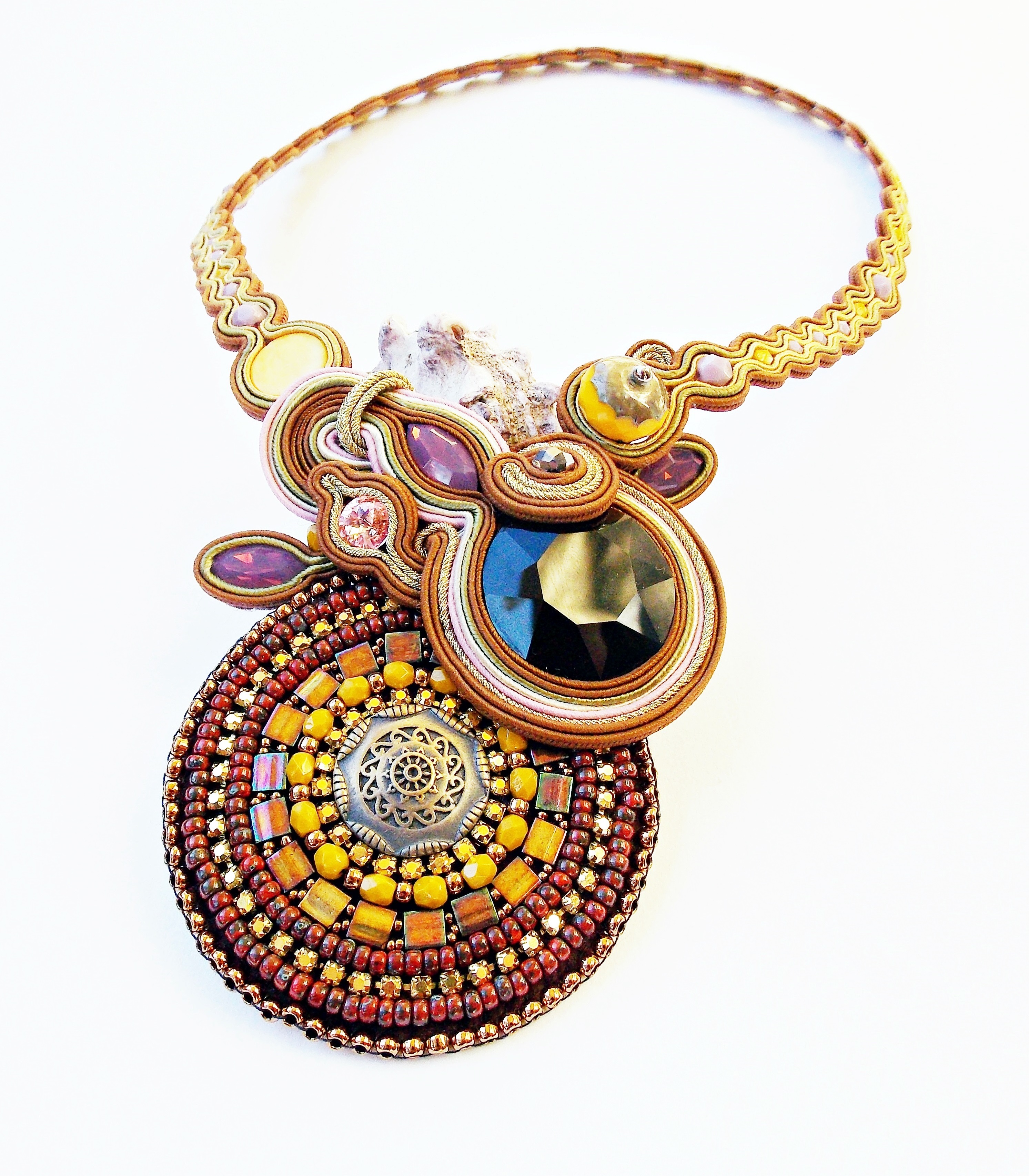 Erzsebet_Kis_Jakab_Panka_gyongye_soutache_beadwork_tutorials